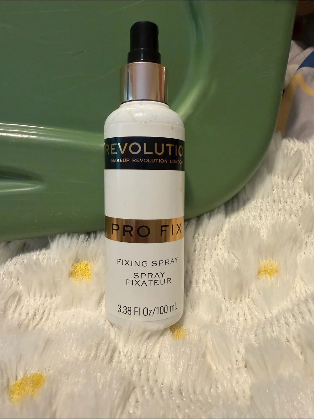 Revolution White Setting Spray Trio with Rose Gold Pumps